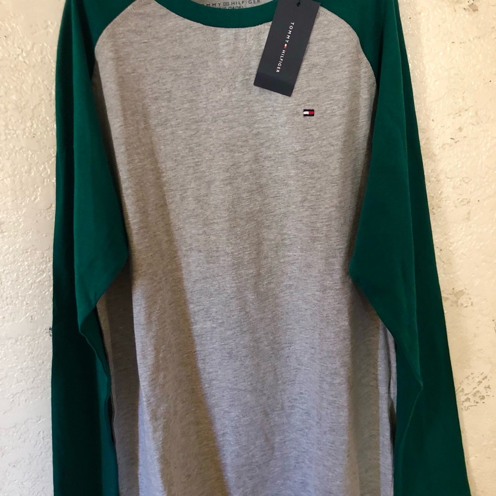 NWT Tommy Hilfiger Boy's Size L 14/16 Long Sleeve Shirt Grey/Green